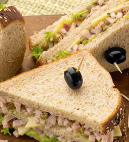 Club sándwich de pavo
