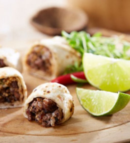 Tacos de Rib Eye con Salsa de Ajonjolí